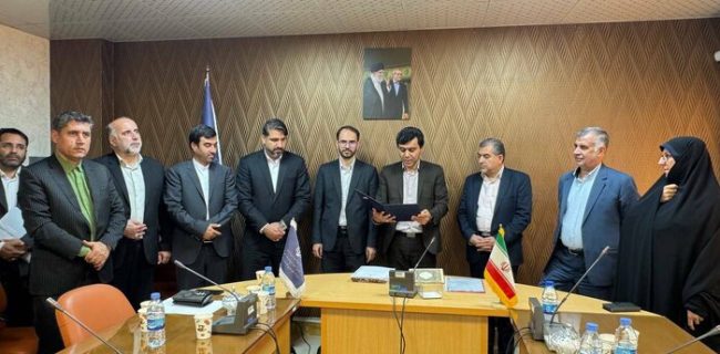 معاون صمت استان تهران: بازگشت تحریمها ضرورت تقویت تولید داخلی را پراهمیت کردهاست معاون صمت استان تهران: بازگشت تحریمها ضرورت تقویت تولید داخلی را پراهمیت کردهاست