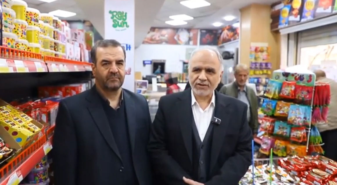 بازدید سرزده وزیر دادگستری از واحدهای صنفی عرضه کالا در بازار تهران بازدید سرزده وزیر دادگستری از واحدهای صنفی عرضه کالا در بازار تهران