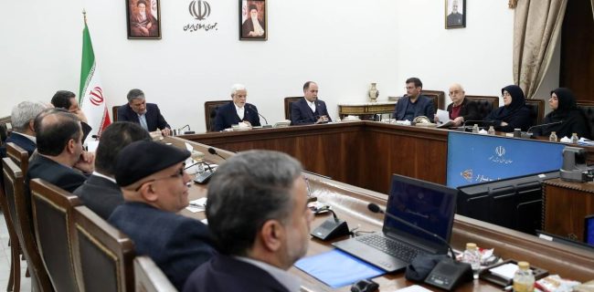 در جلسه تنظیم بازار بر تامین کالاهای اساسی مردم تاکید شد / هشدار به خودروسازان متخلف در جلسه تنظیم بازار بر تامین کالاهای اساسی مردم تاکید شد / هشدار به خودروسازان متخلف