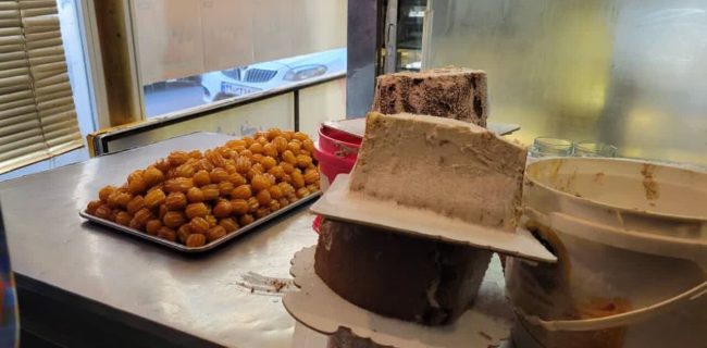 معدوم‌سازی بیش از ۲۰۰ کیلوگرم شیرینی تاریخ مصرف گذشته در کرج