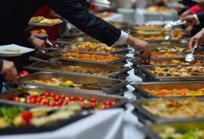 اصناف یک ساعت پیش از افطار مجاز به فعالیت هستند