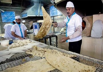 مشکلی در تامین آرد نانواها وجود ندارد